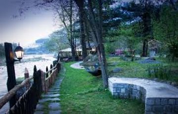 4 Days 3 Nights Chandigarh to Manali Lake Trip Package