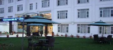 Experience 6 Days Kashmir Hill Stations Trip Package