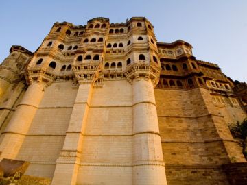 Experience 6 Days Ajmer Luxury Tour Package