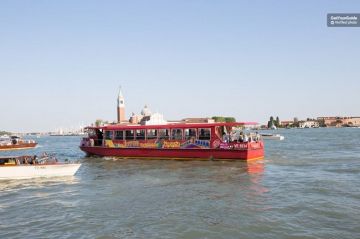 Beautiful Venice Tour Package for 9 Days 8 Nights