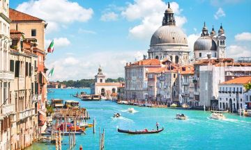 Beautiful Venice Tour Package for 9 Days 8 Nights