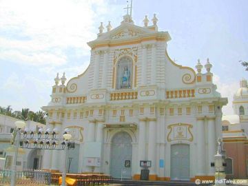 Beautiful 5 Days 4 Nights Pondicherry Temple Trip Package