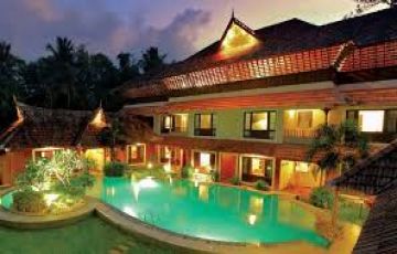 Best 5 Days 4 Nights Kerala Beach Tour Package