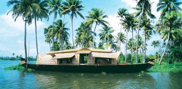 Heart-warming 6 Days Cochin to Thekkady Honeymoon Holiday Package