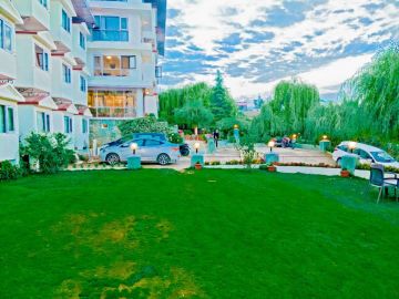 6 Days 5 Nights Shimla, Kufri, Jakhu with Manali Mountain Holiday Package