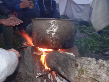 Family Getaway 3 Days Kullu to Bhunter Offbeat Trip Package