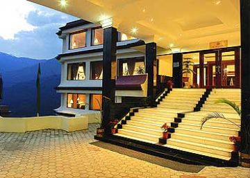 Pleasurable 4 Days Delhi to Sikkim Shopping Tour Package