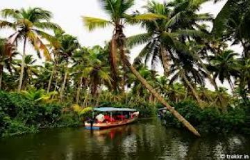Beautiful 7 Days Thekkady Honeymoon Tour Package