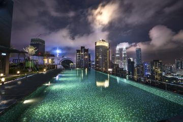 Experience 6 Days 5 Nights Singapore and Kuala Lumpur Trip Package