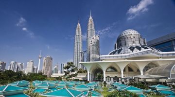 Experience 6 Days 5 Nights Singapore and Kuala Lumpur Trip Package