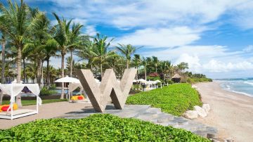 Experience 6 Days 5 Nights Nusa Lambongan Luxury Tour Package