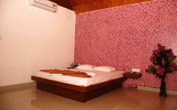 Pleasurable 4 Days Mumbai to Andaman And Nicobar Islands Romantic Tour Package