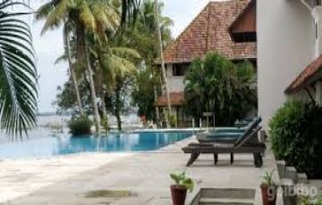 Experience 5 Days 4 Nights Kerala Weekend Getaways Tour Package