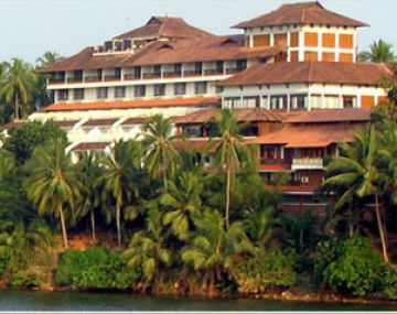 Amazing 7 Days Mumbai to Kerala Weekend Getaways Holiday Package