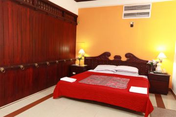 Amazing 6 Days Mumbai to Kerala Water Sport Trip Package