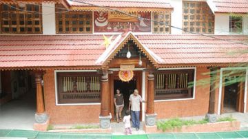 Amazing 4 Days Delhi to Kerala Offbeat Trip Package