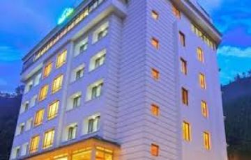 Amazing 4 Days Delhi to Kerala Beach Trip Package