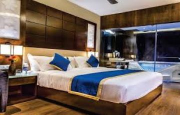 Magical 5 Days Mumbai to Kerala Family Trip Package