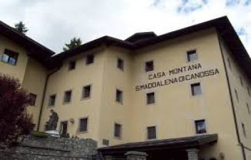 Magical 5 Days Mumbai to Kerala Family Trip Package