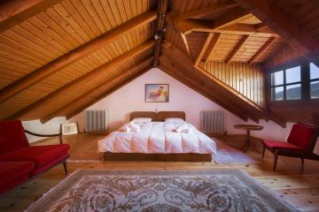 Magical 5 Days Mumbai to Kerala Family Trip Package