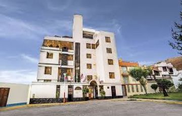 Pleasurable 5 Days Jaipur to Kerala Beach Holiday Package