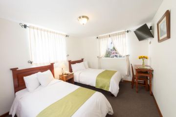 Pleasurable 5 Days Jaipur to Kerala Beach Holiday Package