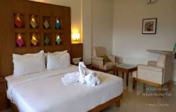 Ecstatic 4 Days Kerala Water Sport Vacation Package