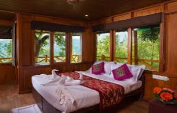 Heart-warming Kerala Nature Tour Package for 6 Days from Delhi