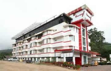 Pleasurable 5 Days Delhi to Kerala Friends Vacation Package