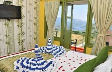 Beautiful 4 Days 3 Nights Kerala Hill Stations Tour Package