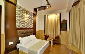 Ecstatic 4 Days Delhi to Manali Snow Tour Package