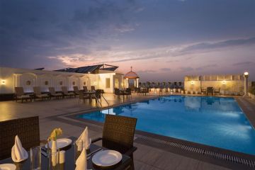 Pleasurable 7 Days Mumbai to Himachal Pradesh Romantic Tour Package