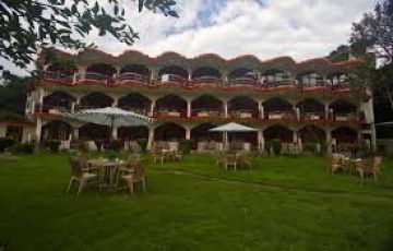 Family Getaway 3 Days Delhi to Shimla Offbeat Holiday Package