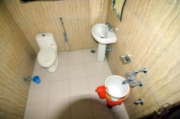 Ecstatic 7 Days Mumbai to Kashmir Nature Vacation Package