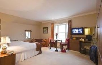 Beautiful 6 Days Mumbai to Kashmir Rafting Tour Package