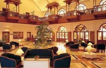 Experience 5 Days Amritsar to Kashmir Offbeat Vacation Package