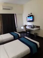 Heart-warming 5 Days Delhi to Bangalore Religious Trip Package