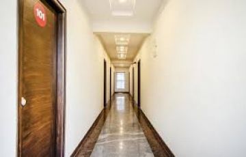 Experience Bangalore Waterfall Tour Package from Delhi