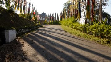 Heart-warming 5 Days Hee Barmeok Nature Tour Package