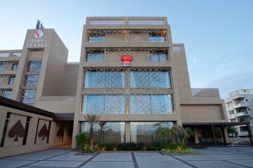 Ecstatic Ahmedabad Tour Package for 4 Days from Delhi