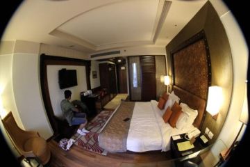 5 Days 4 Nights Gujarat Romantic Vacation Package