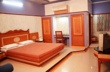 Best Gir Offbeat Tour Package from Delhi