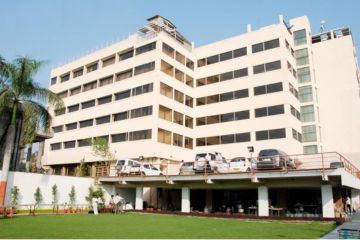 Beautiful 3 Days Shirdi Temple Tour Package