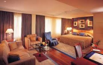 Ecstatic 5 Days Delhi to Mumbai Water Activities Tour Package