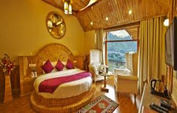 Magical 4 Days Delhi to Manali Honeymoon Trip Package