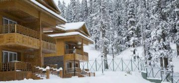 Pleasurable 5 Days Gulmarg Romantic Vacation Package