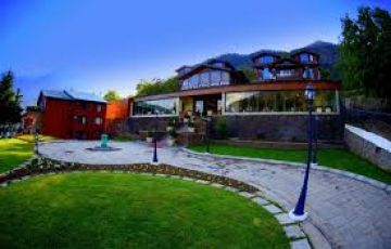Family Getaway 4 Days 3 Nights Kashmir Nature Holiday Package