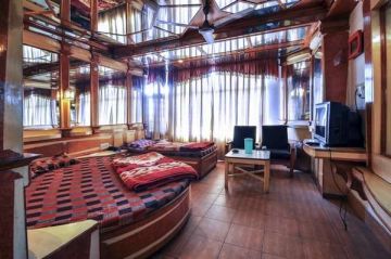 Pleasurable 4 Days 3 Nights Kashmir Nature Holiday Package