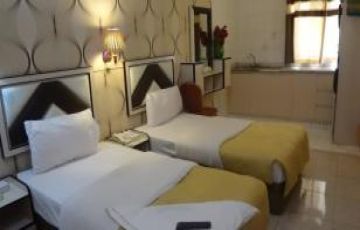 Magical 6 Days Delhi to Dubai Vacation Package