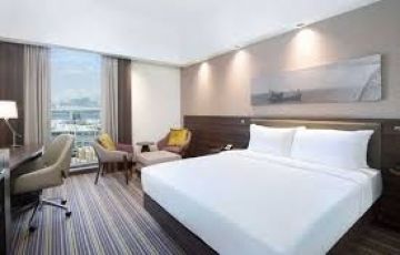 Family Getaway 6 Days Mumbai to Dubai Holiday Package